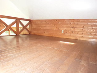 小屋裏部屋（２階）
