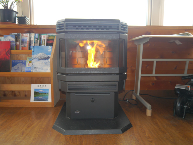 ペレットストーブ